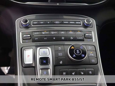 Used 2022 Hyundai Santa Fe Limited image 6