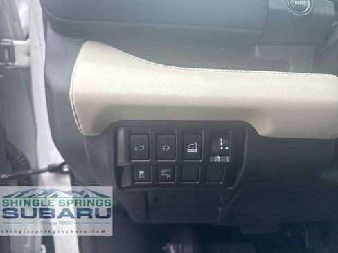 Used 2022 Subaru Ascent Touring AWD/4WD image 45