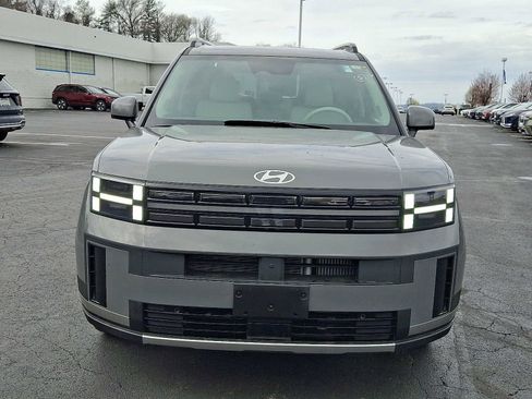 Used 2025 Hyundai Santa Fe Limited image 2