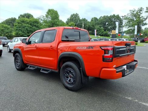 Used 2025 Nissan Frontier PRO-4X AWD/4WD image 8