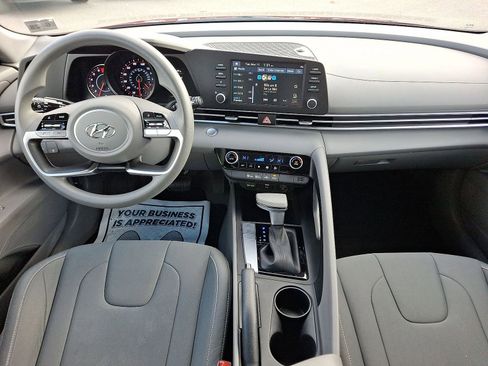 Certified 2023 Hyundai Elantra SEL w/ Cargo Package image 10