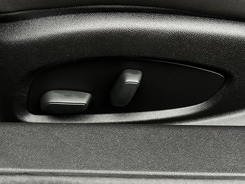 Used 2018 Chevrolet Camaro SS image 60