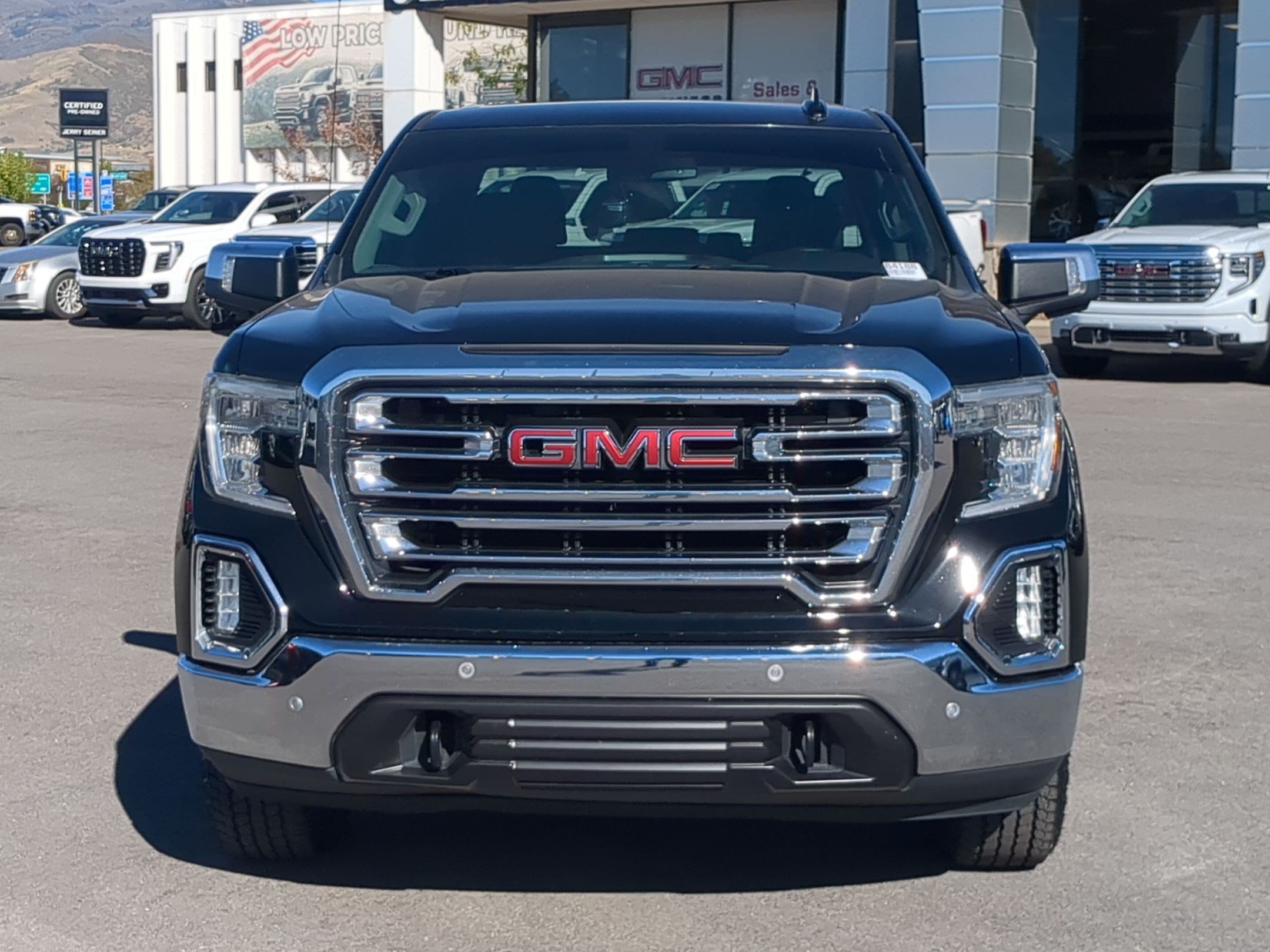 Used 2020 GMC Sierra 1500 SLT w/ Driver Alert Package I AWD/4WD image 8