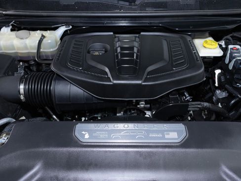 Used 2023 Jeep Wagoneer Series II image 31