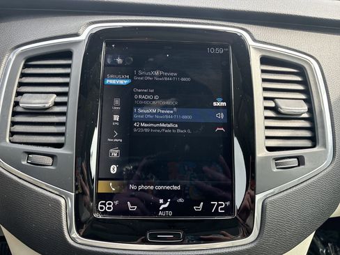 Used 2020 Volvo XC90 T6 Momentum image 26