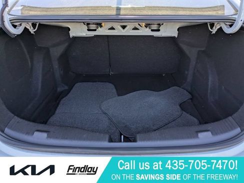 Used 2019 Chevrolet Cruze LT w/ Sun And Sound Package FWD image 29