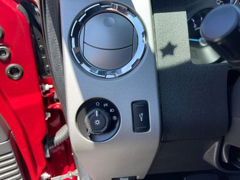 Used 2016 Ford F350 Lariat w/ Chrome Package AWD/4WD image 19