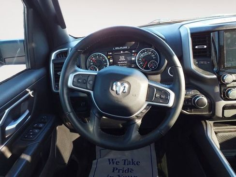 Used 2022 RAM 1500 Big Horn AWD/4WD image 14