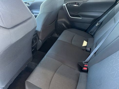 Used 2024 Toyota RAV4 XLE FWD image 6