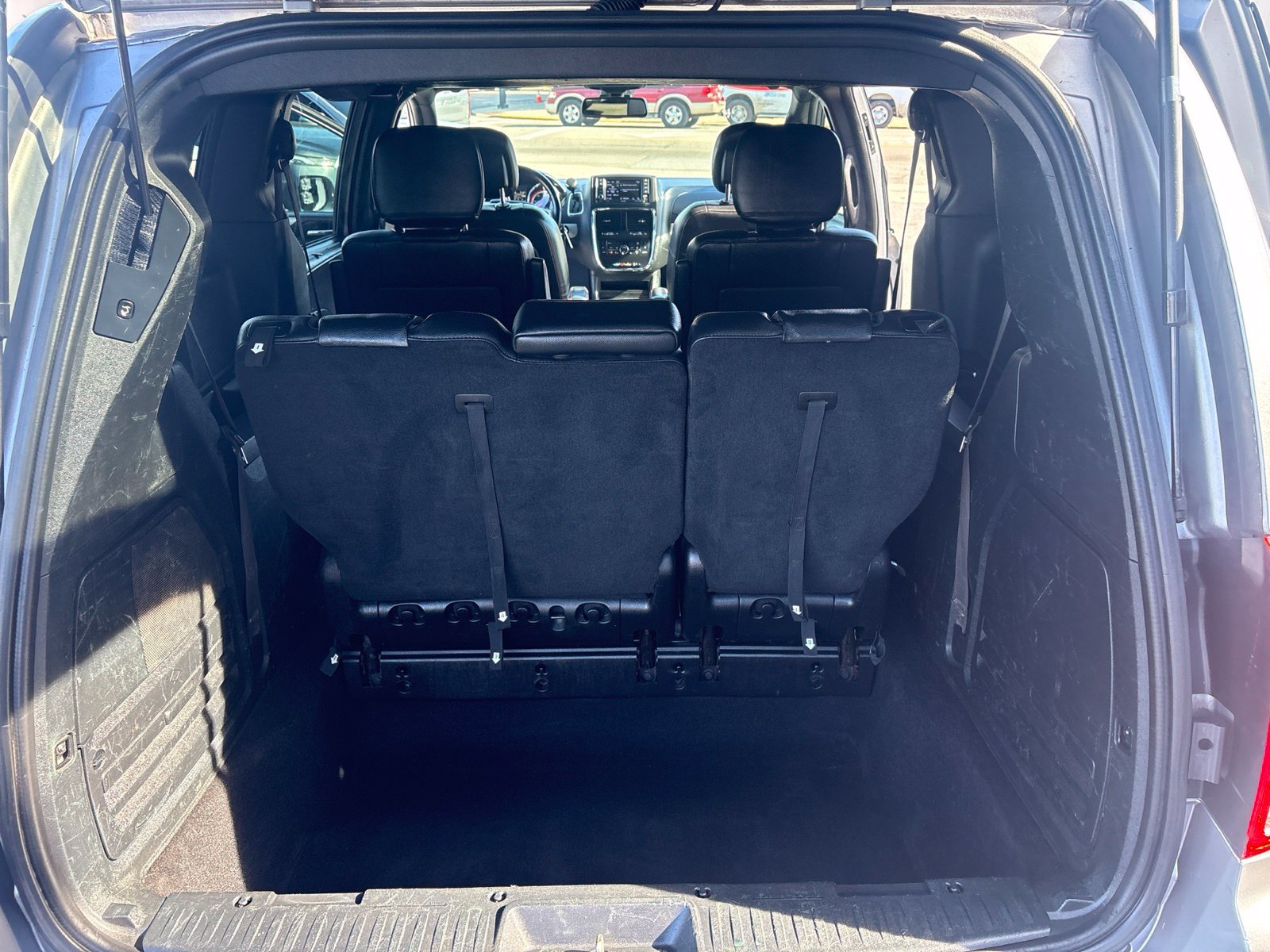 Used 2019 Dodge Grand Caravan GT FWD image 17