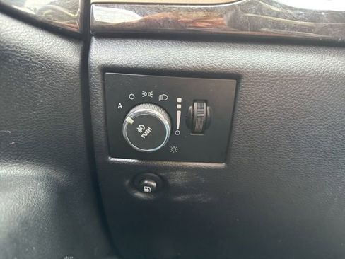 Used 2012 Jeep Grand Cherokee Laredo w/ Laredo E Group AWD/4WD image 22