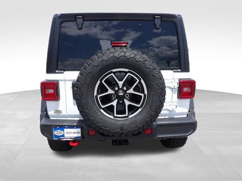 Used 2026 Jeep Wrangler Unlimited Rubicon w/ Safety Group AWD/4WD image 7