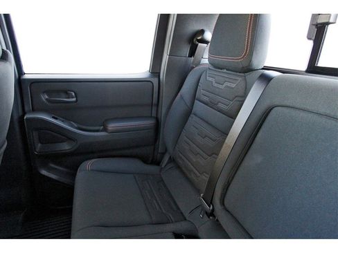 New 2026 Nissan Frontier PRO-4X w/ Pro-4x Convenience Package image 9