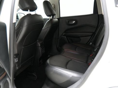 Used 2019 Jeep Compass Limited w/ Safety & Security Group AWD/4WD image 17