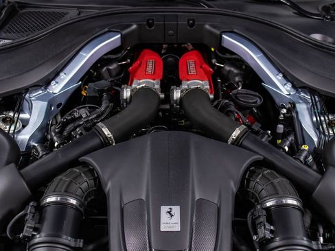 Certified 2022 Ferrari Portofino M Base image 56