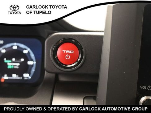 Used 2025 Toyota 4Runner TRD Off-Road image 17