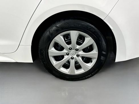 Used 2024 Toyota Corolla LE FWD image 30