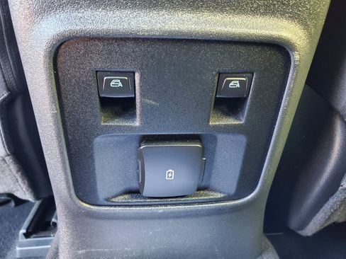 Used 2022 Ford Bronco 4-Door AWD/4WD image 30