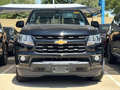 Used 2022 Chevrolet Colorado LT w/ LT Convenience Package AWD/4WD image 2