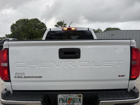 Used 2022 Chevrolet Colorado W/T w/ WT Convenience Package image 11