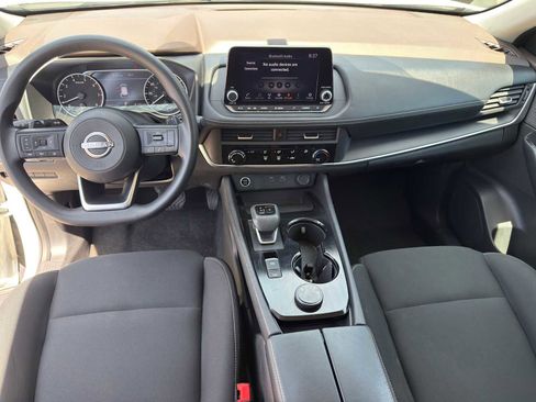 Used 2023 Nissan Rogue S AWD/4WD image 29