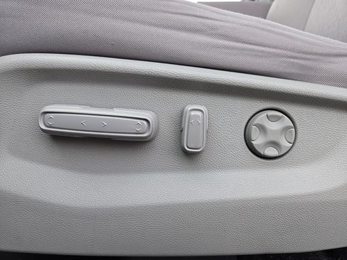 Used 2019 Honda Odyssey EX image 18