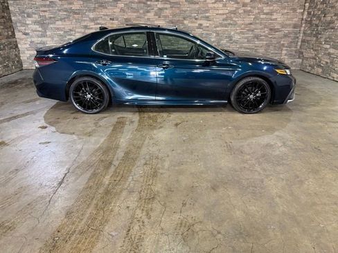 Used 2021 Toyota Camry XSE image 9