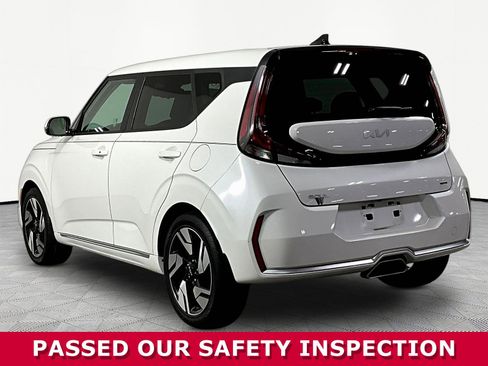 Used 2023 Kia Soul GT-Line FWD image 4