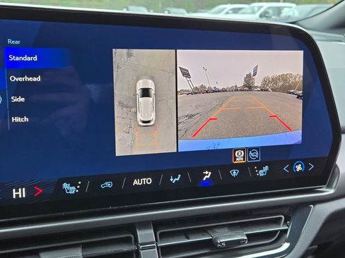 New 2026 Chevrolet Equinox EV RS image 17