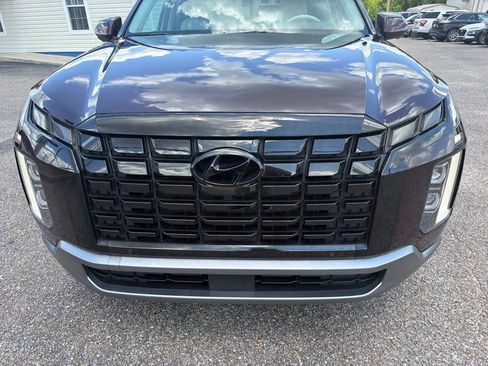 Used 2023 Hyundai Palisade Limited w/ Cargo Package FWD image 3