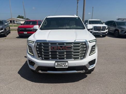New 2026 GMC Yukon Denali w/ Advanced Technology Package AWD/4WD image 9