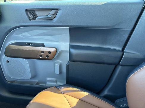 Used 2024 Ford Maverick Lariat image 22