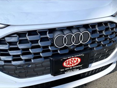Used 2025 Audi Q5 Premium w/ Convenience Package AWD/4WD image 33