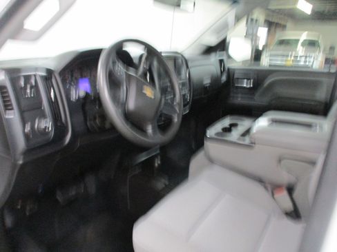 Used 2017 Chevrolet Silverado 2500 W/T image 17