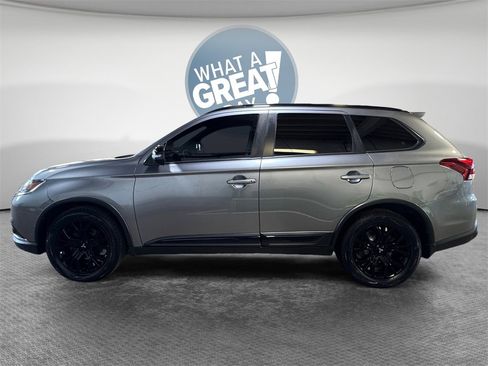 Used 2019 Mitsubishi Outlander LE image 7