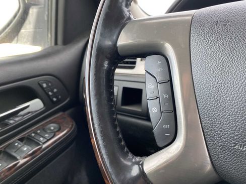 Used 2011 GMC Yukon XL Denali image 22