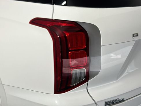 Used 2021 Hyundai Palisade Limited AWD/4WD image 36