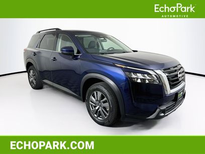 Used 2025 Nissan Pathfinder SV