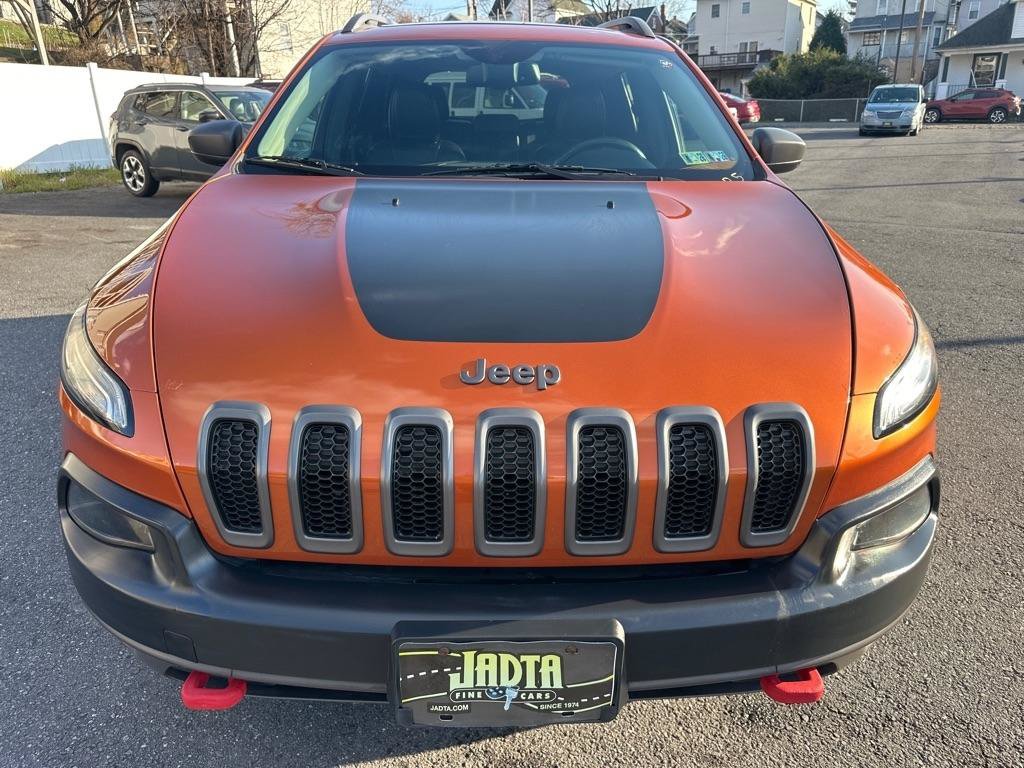 Used 2016 Jeep Cherokee Trailhawk w/ Comfort/Convenience Group AWD/4WD image 11