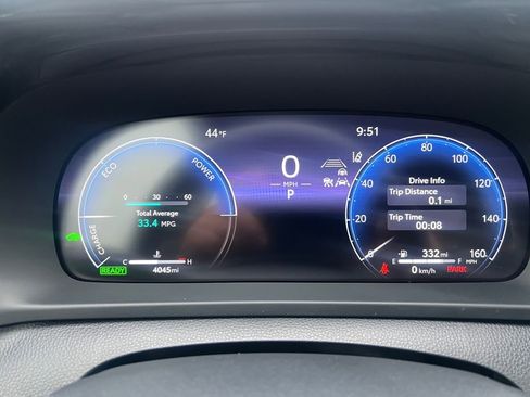 Used 2026 Toyota Crown XLE image 14