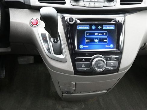 Used 2015 Honda Odyssey EX image 30