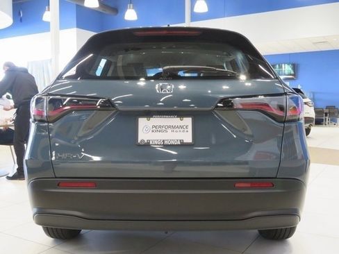Used 2024 Honda HR-V LX image 27
