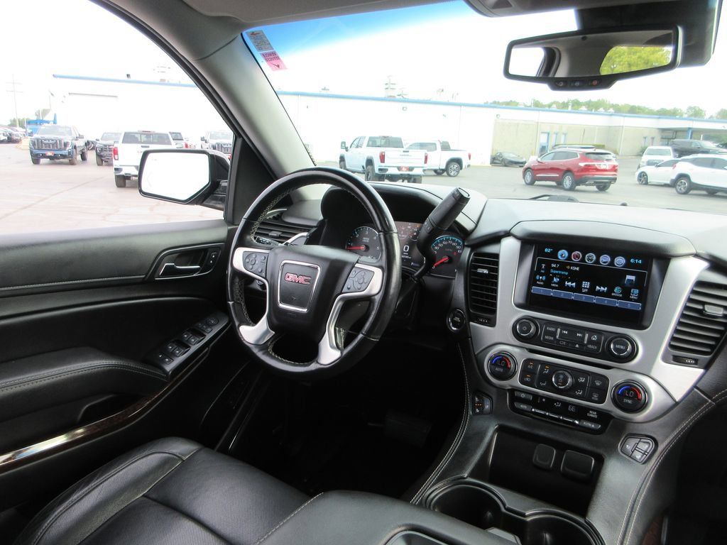 Used 2019 GMC Yukon SLT w/ Graphite Performance Edition AWD/4WD image 30