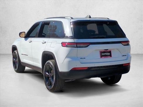 New 2025 Jeep Grand Cherokee Limited image 9