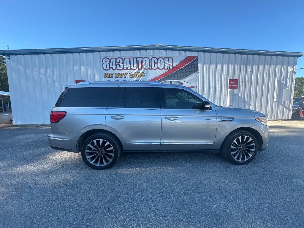 Used 2021 Lincoln Navigator Reserve RWD image 10