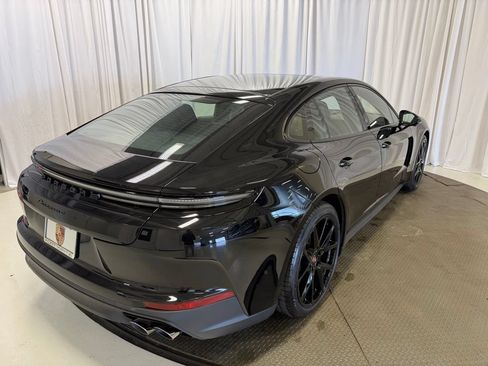 Certified 2026 Porsche Panamera 4 AWD/4WD image 32