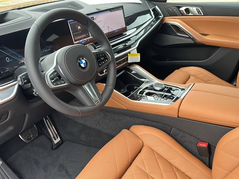 New 2026 BMW X6 xDrive40i w/ Climate Comfort Package image 9
