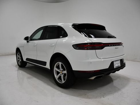 Used 2021 Porsche Macan AWD/4WD image 3
