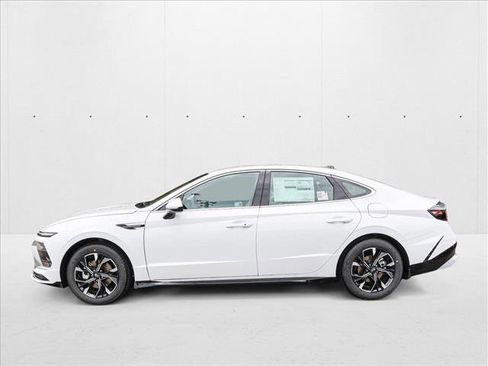 New 2025 Hyundai Sonata SEL image 8