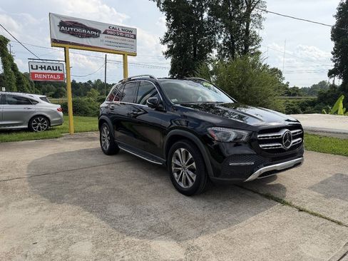 Used 2021 Mercedes-Benz GLE 450 4MATIC image 3